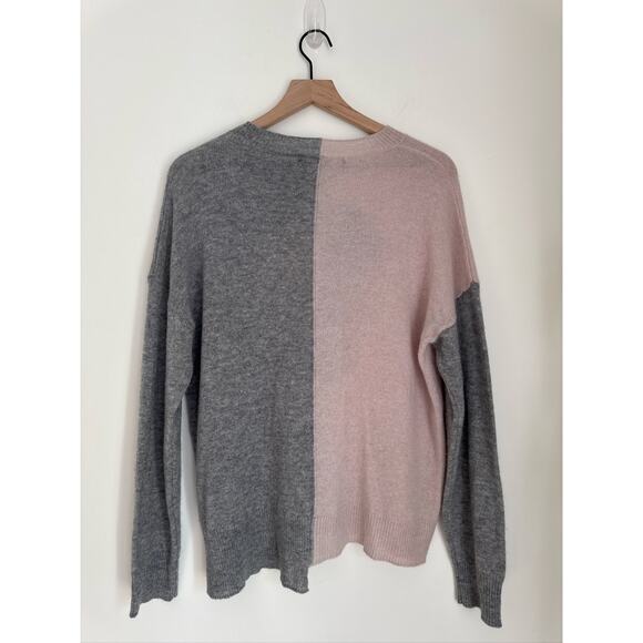 Skull Cashmere Colorblock 100% Cashmere Pullove Sweater - Pink & Gray, M - Picture 6 of 8